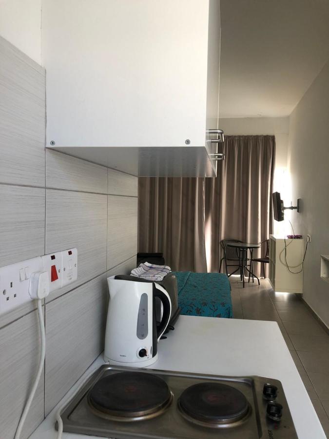 Apartment Sunny By Konnos